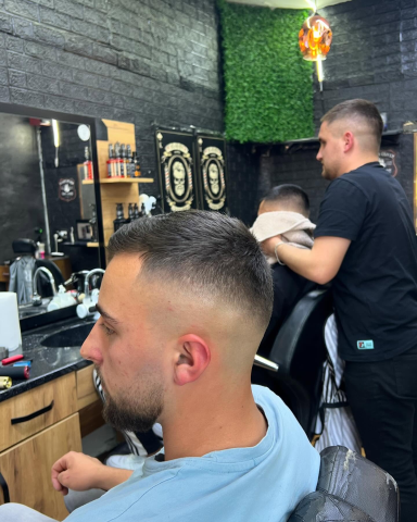 Punë e realizuar nga LIMI Barbershop, pamja 17