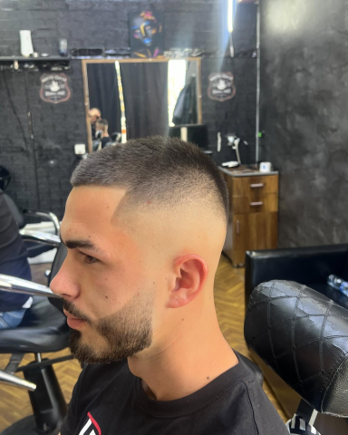 Punë e realizuar nga LIMI Barbershop, pamja 14